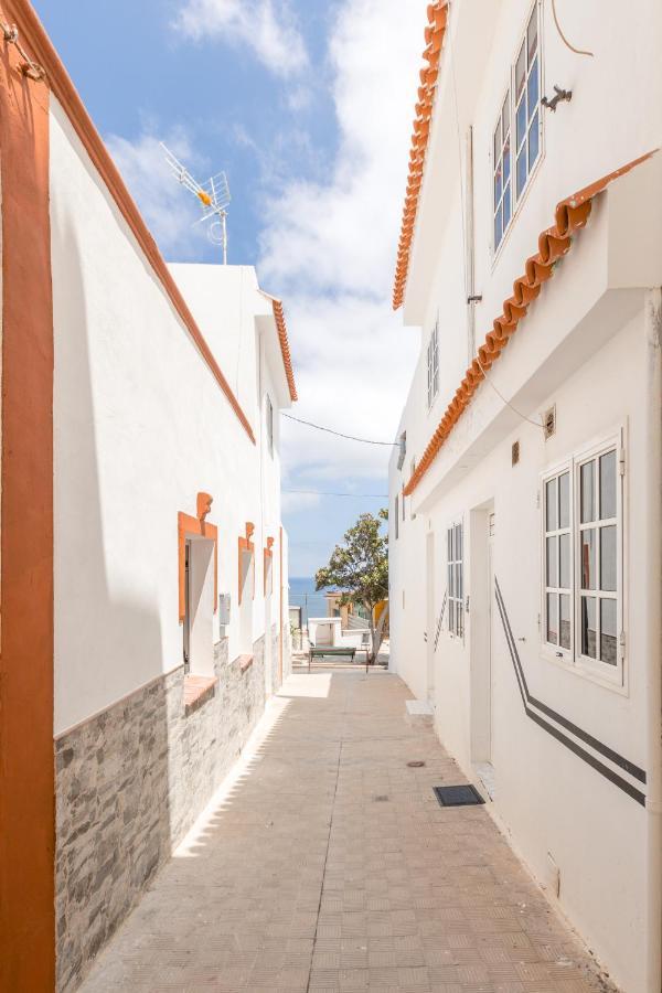 סנטה קרוז דה טנריף Casa Manolo, In A Seaside Village Above The Ocean מראה חיצוני תמונה